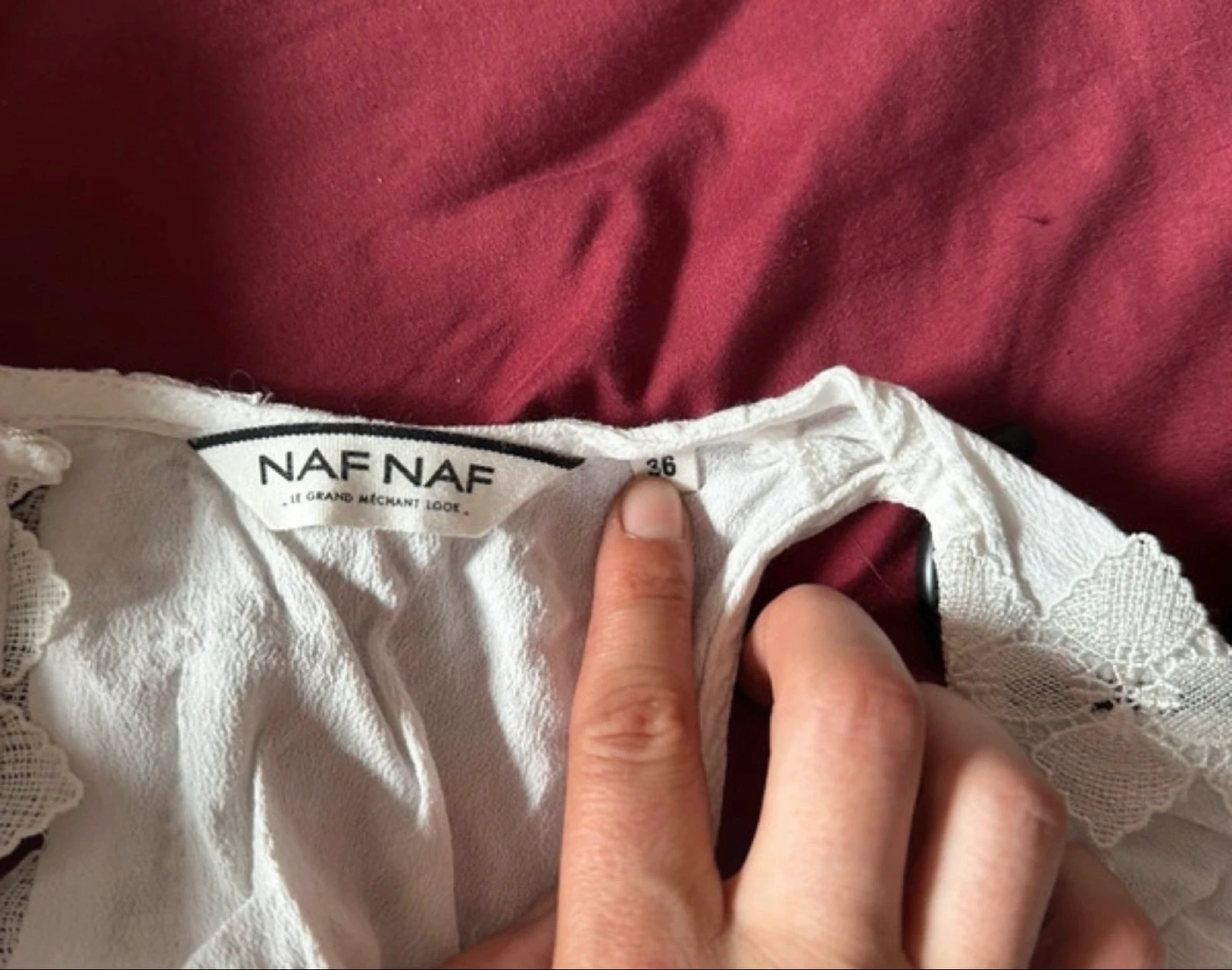 Top sans manches blanc col V dentelle - S – photo 4